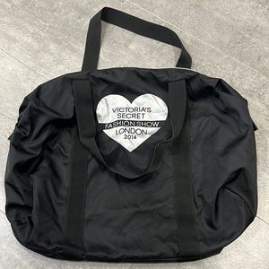 Victoria's Secret 2014 Fashion Show Black Silver Zipper Bag